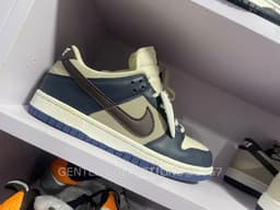 Nike Dunk Low Sneakers view 2