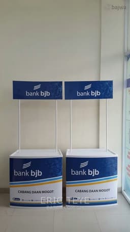 Promotional Table Stand view 2