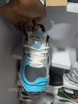 Asics shoe view 2